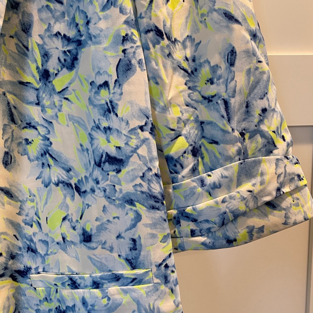 Floral crop sleeve blazer